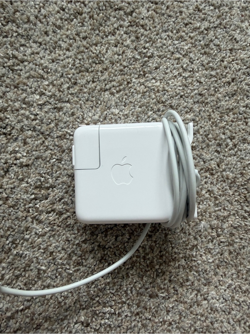 Apple MacBook 45W MagSafe 2 Power Adapter Model A1436